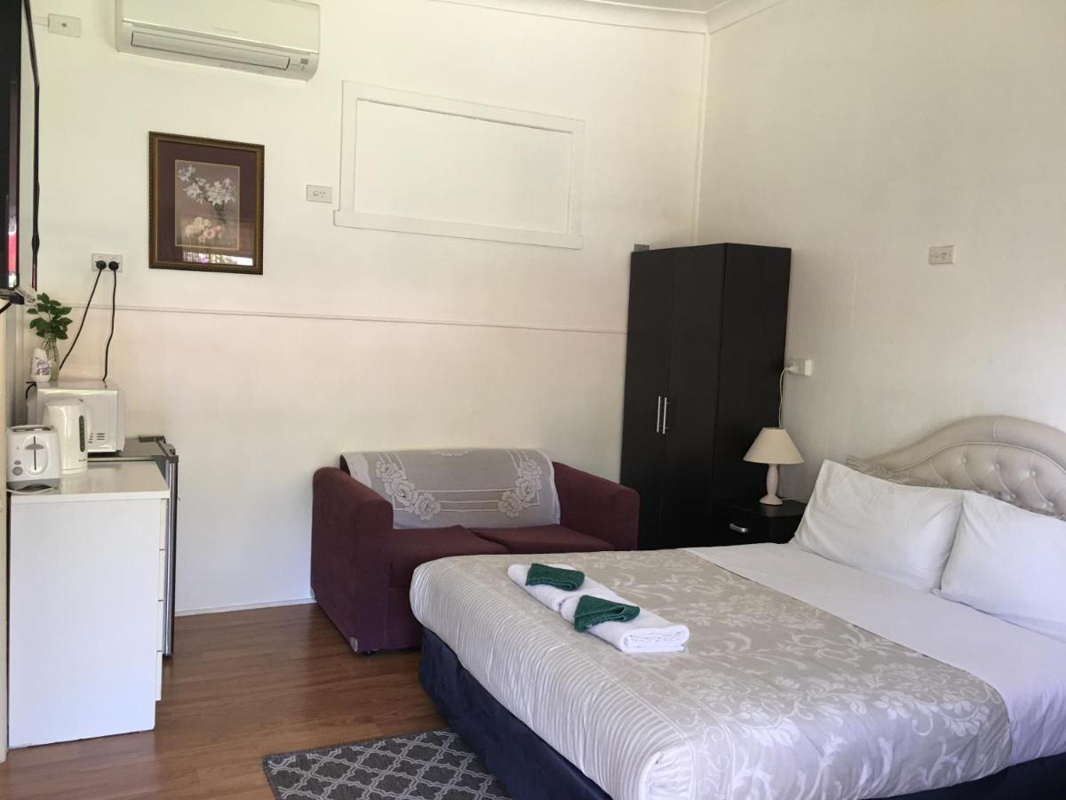 Major Innes Motel Порт-Маккуори Экстерьер фото